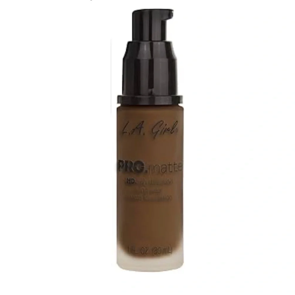 NEW L.A. Girl PRO.Matte Foundation -‎ Caramel